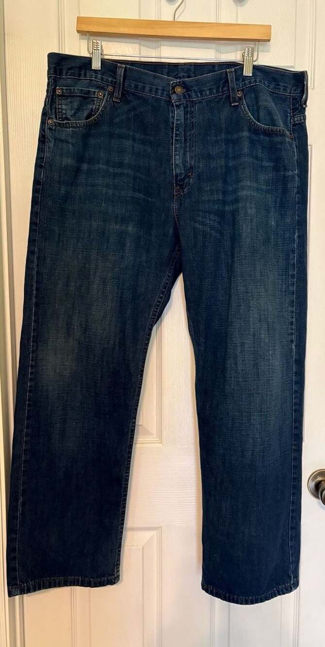GUC Levi's 569 Loose Straight Fit Dark Wash Jeans Size 36x30